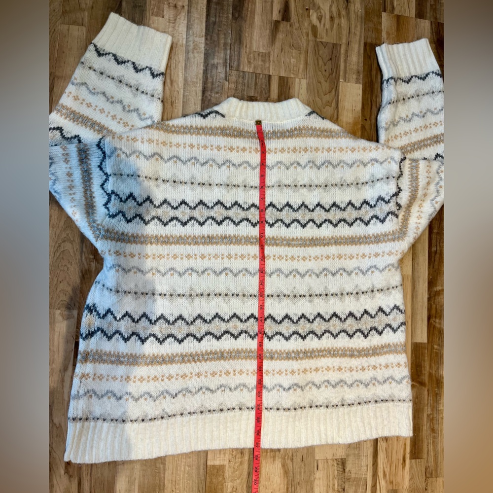 American Eagle Sweater - image 6